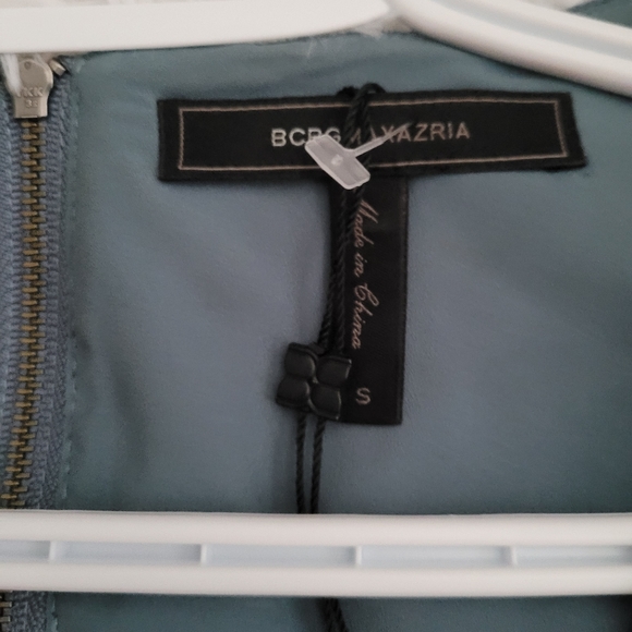 BCBGMaxAzria small velvety top - Picture 3 of 6